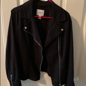 Black moto-jacket